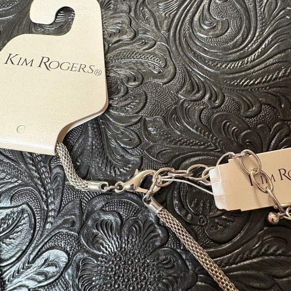 Kim Rogers Elegant Red and Silver Necklace - Picture 4 of 5